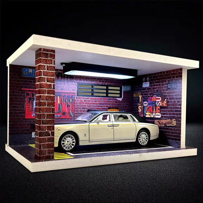 Rolls Royce Phantom 1:24 diecast scale model with Sound and Light Pullback Door Open
